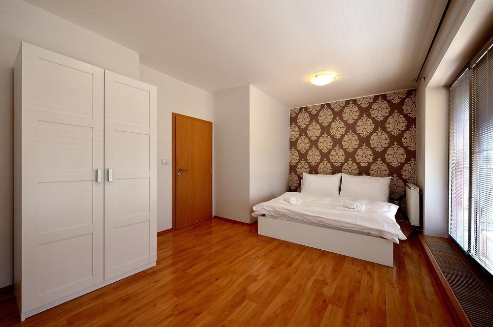 Twin City Rooftop By Ambiente Bratislava Exterior foto