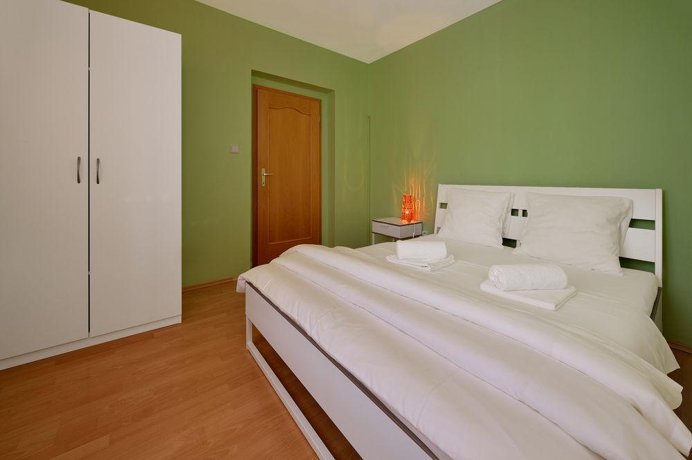 Twin City Rooftop By Ambiente Bratislava Exterior foto
