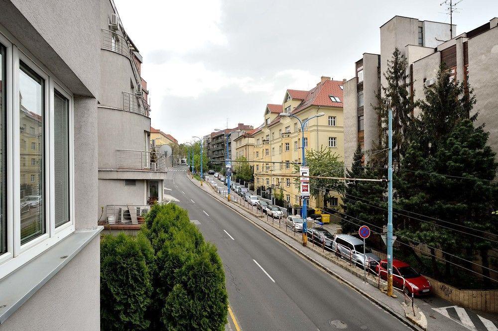Twin City Rooftop By Ambiente Bratislava Exterior foto